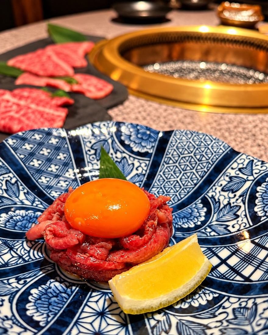 【那須御養卵】黒毛和牛 炙りユッケ