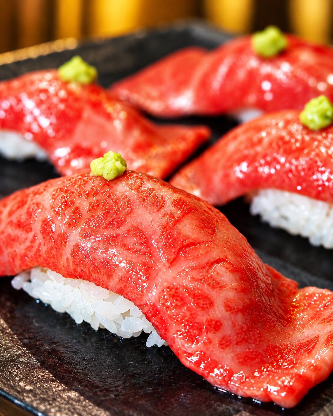 和牛炙り中トロ握り