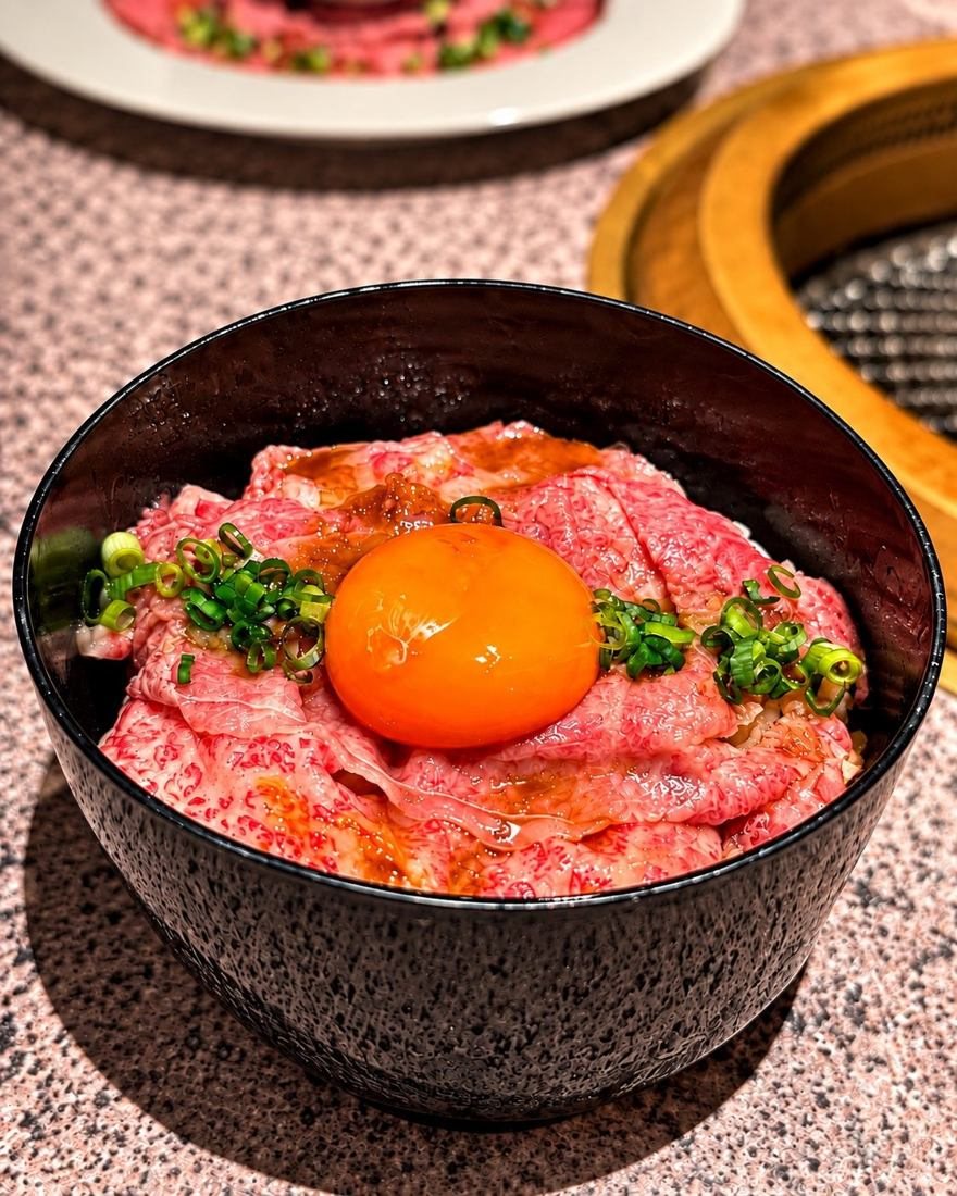 黒毛和牛 月見小丼